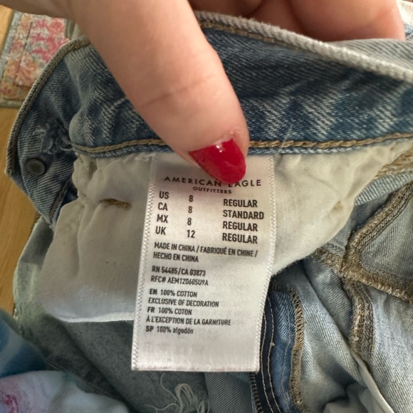 Distressed ripped high waisted denim jeans - Picture 3 of 3